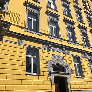 Апартаменты Letna Garden, Прага